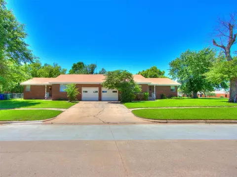 529 N Blackwelder Ave, Edmond, OK 73034