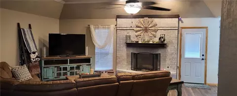 817 Jamestown Dr, Altus, OK 73521 photo 10