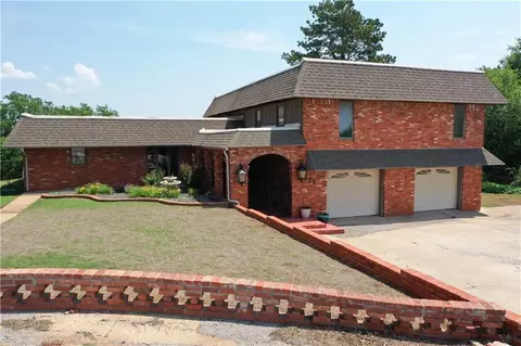 536 Lake Dr, Alva, OK 73717