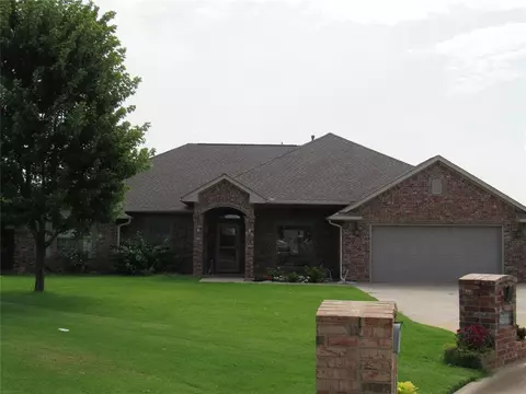 1201 Stephanie Ln, Altus, OK 73521