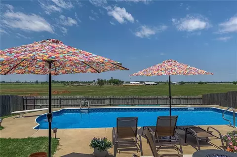 205 Linda Ln, Yukon, OK 73099