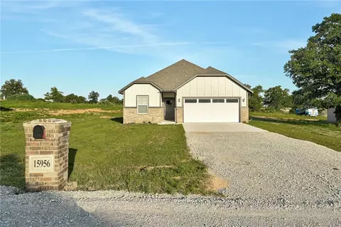 15956 Trail Head Rd, Mcloud, OK 74851