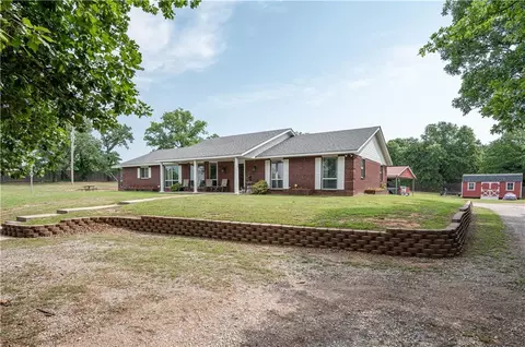 21835 Drummond Rd, Tecumseh, OK 74873