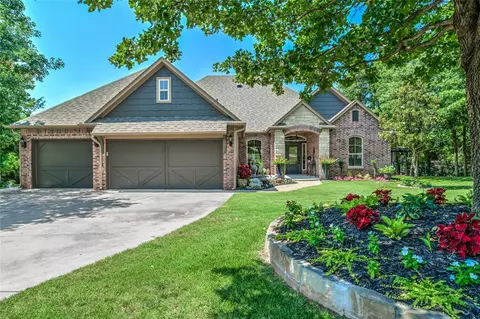2063 Vaquero Ct, Edmond, OK 73034
