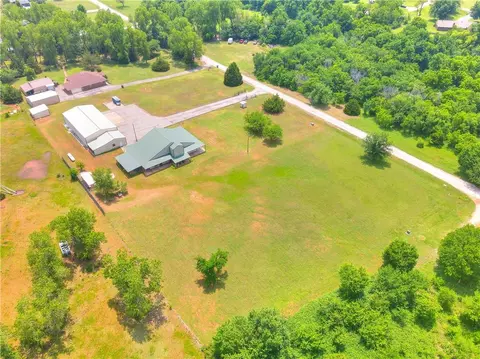 316 Case Rd, Tuttle, OK 73089 photo 4