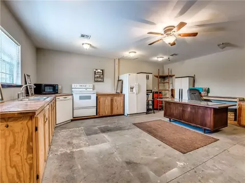 316 Case Rd, Tuttle, OK 73089 photo 45