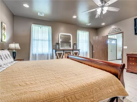316 Case Rd, Tuttle, OK 73089 photo 11