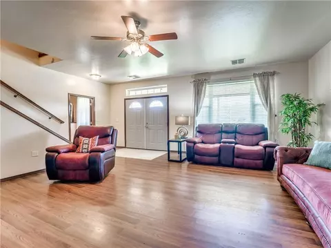 316 Case Rd, Tuttle, OK 73089 photo 8