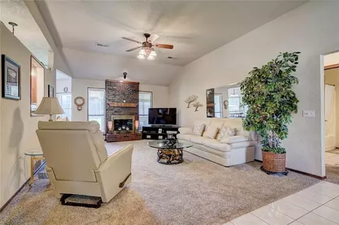 237 Waterfront Dr, Norman, OK 73071 photo 9