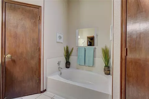 237 Waterfront Dr, Norman, OK 73071 photo 25