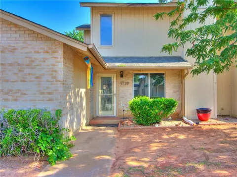 9729 Hefner Village Blvd, Oklahoma City, OK 73162