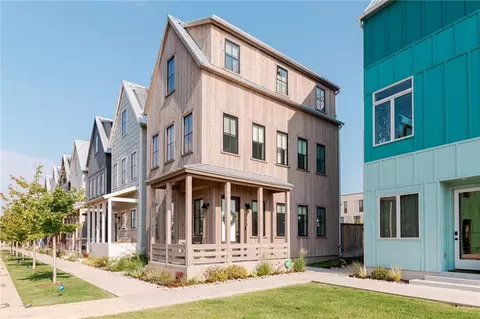 915 Pedalers Ln, Oklahoma City, OK 73108