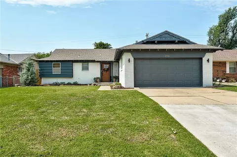 2716 Ridgeview Dr, Oklahoma City, OK 73120