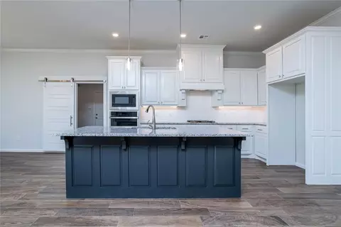 4101 Central Park Dr, Moore, OK 73160 photo 3