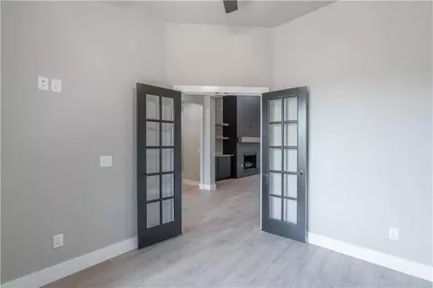 1043 Colonial Ave, Tuttle, OK 73089 photo 5