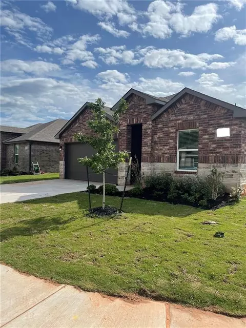 11704 SW 44th Ter, Mustang, OK 73064