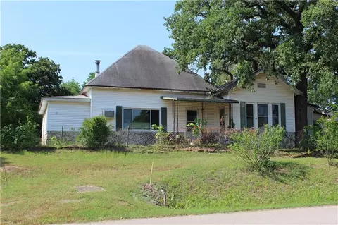 703 Allison Ave, Chandler, OK 74834