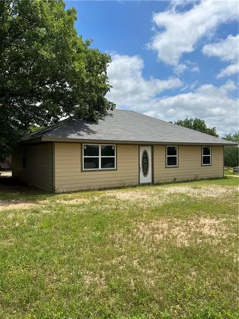 7450 W Fuller Ln, Ravia, OK 73455