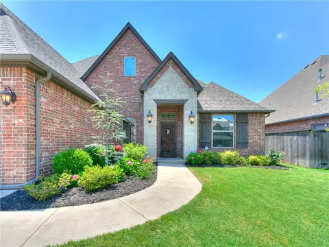 5900 Windstone Dr, Norman, OK 73072