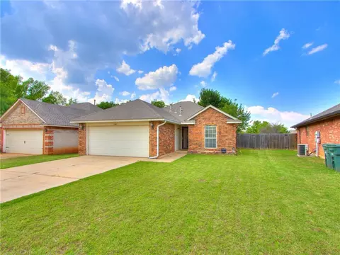1941 Olde School Rd, Edmond, OK 73012