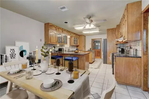 810 Cartwright Dr, Noble, OK 73068 photo 8