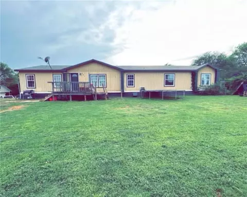 401 N Wolfley St, Elk City, OK 73644