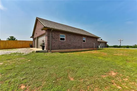 2160 County Road 1226, Tuttle, OK 73089 photo 8