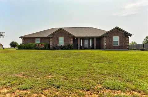 2160 County Road 1226, Tuttle, OK 73089