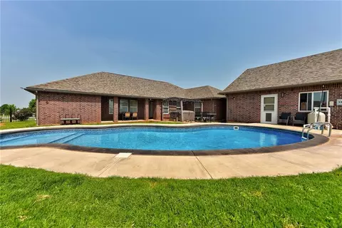 2160 County Road 1226, Tuttle, OK 73089 photo 2