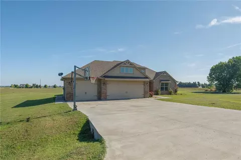 1411 Abraham Dr, Tuttle, OK 73089 photo 4