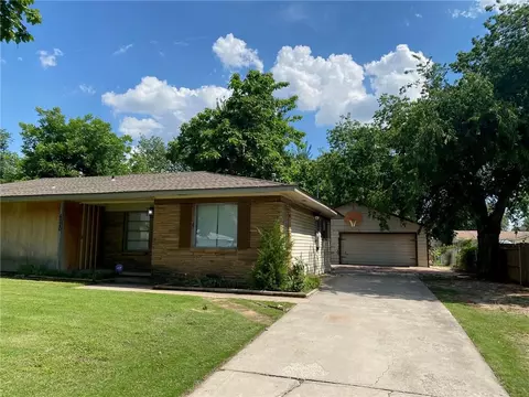 6020 NW 56th St, Warr Acres, OK 73122