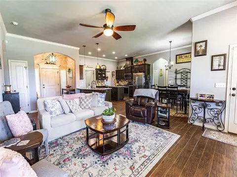 282 Mounds Rd, Harrah, OK 73045 photo 6