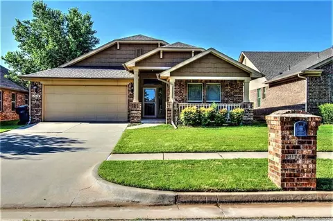 2628 NW 183rd St, Edmond, OK 73012