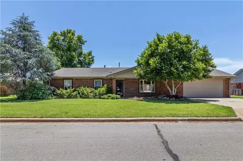 1420 Plains Ave, Weatherford, OK 73096