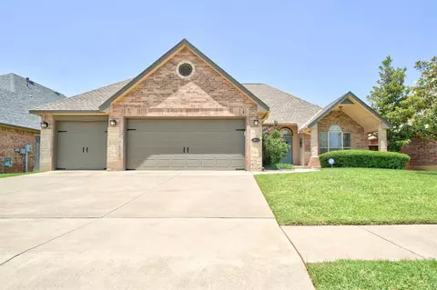 15413 Creek View Dr, Edmond, OK 73013