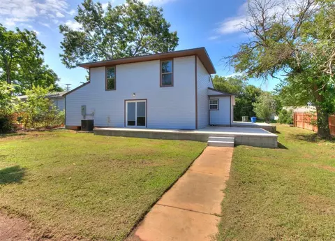 503 E Beech St, Tecumseh, OK 74873 photo 3