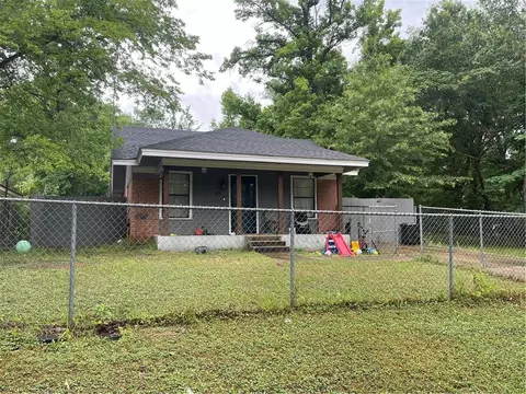 609 Allen St, Broken Bow, OK 74728