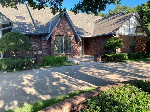 1805 Faircloud Dr, Edmond, OK 73034