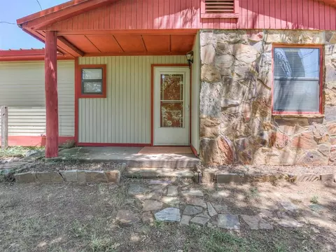241 Squirrel Rd, Crescent, OK 73028 photo 4