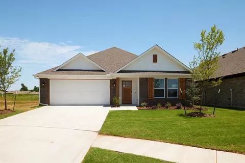208 Ivory Dr, Yukon, OK 73099