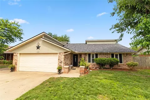 616 N Morgan Dr, Moore, OK 73160