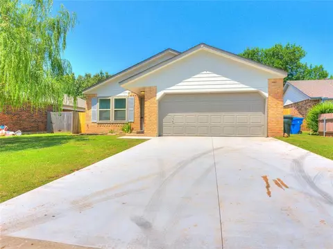 220 NE 23rd Ave, Norman, OK 73071