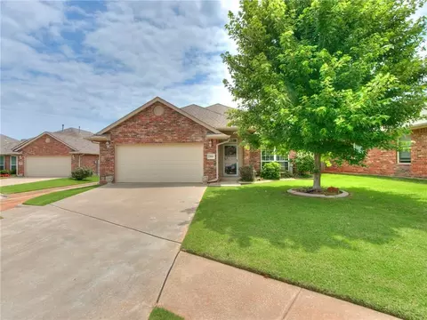 17660 Palladium Ln, Edmond, OK 73012