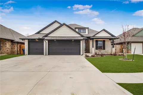 12920 SW 8th St, Yukon, OK 73099