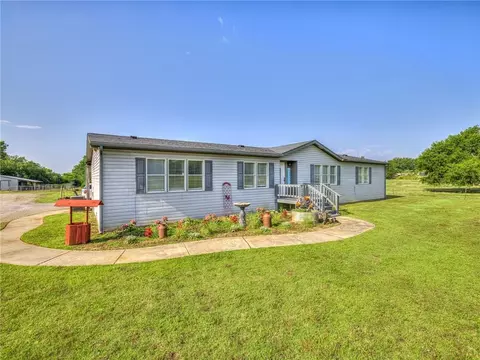 21400 NE 63rd St, Harrah, OK 73045