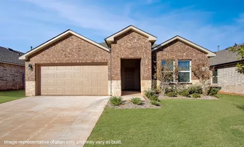 10421 SW 41st Pl, Mustang, OK 73064