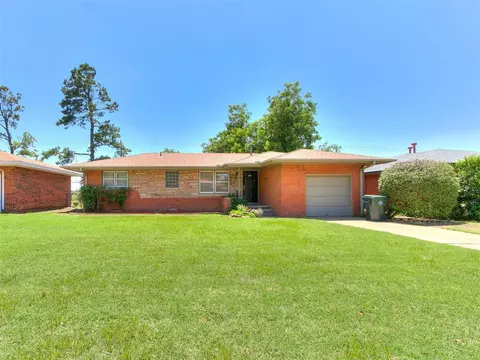 204 W Rose Dr, Midwest City, OK 73110