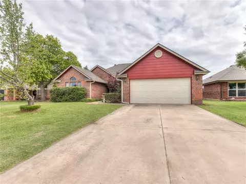 3804 Glisten Ct, Norman, OK 73072