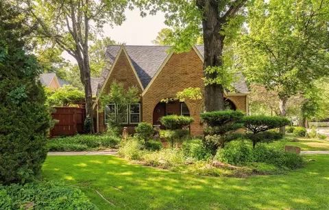 512 W Symmes St, Norman, OK 73069