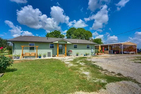 38199 County Road 1745, Coalgate, OK 74538
